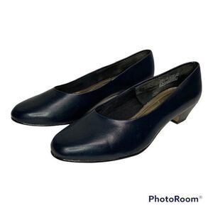 Soft Style Angel Navy Blue Round Toe Cone Stacked Heel Slip On Comfort Pumps 7.5